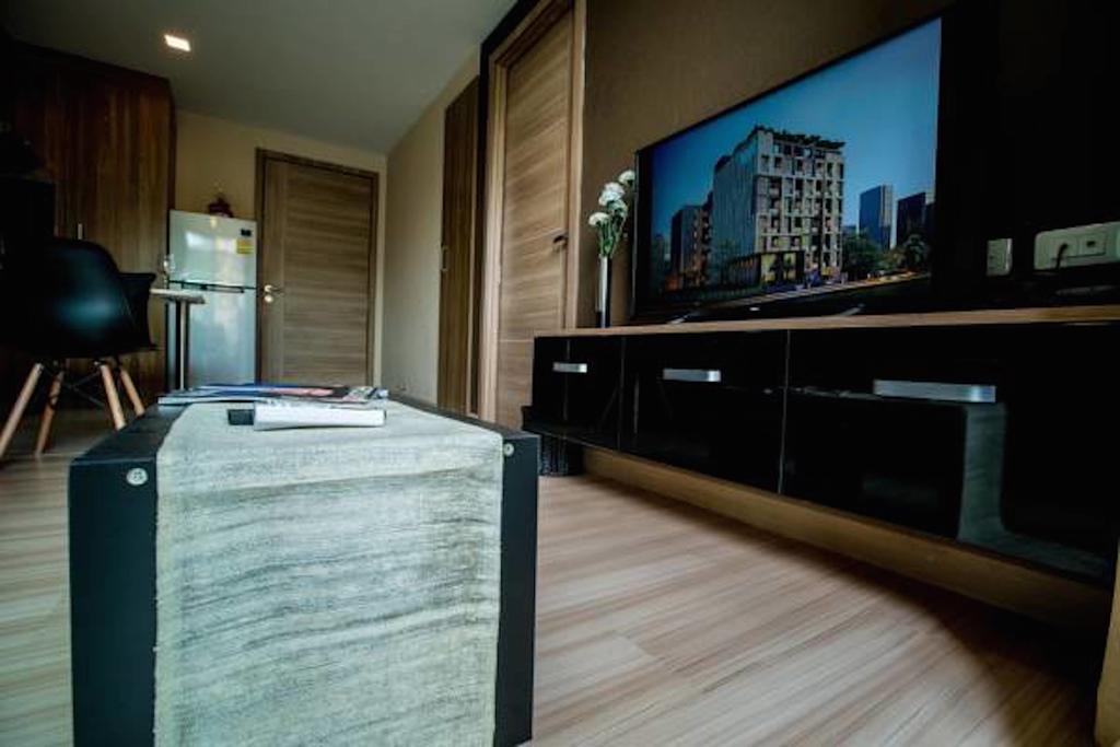 Ten Ekamai Suites By Aspira - Sha Certified バンコク都 エクステリア 写真