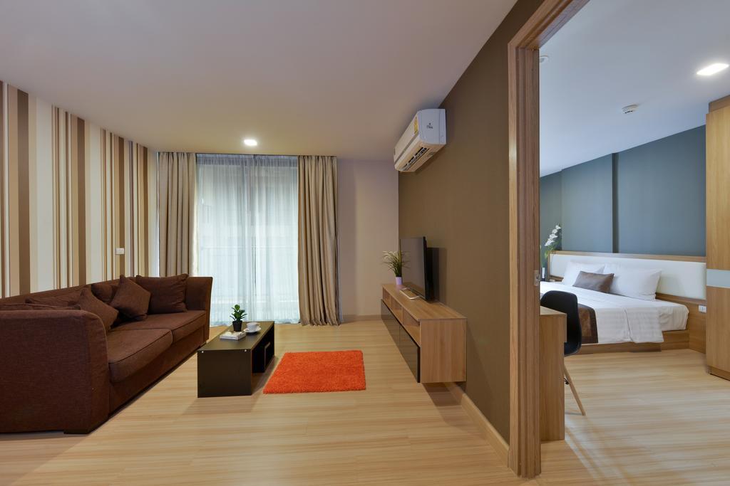 Ten Ekamai Suites By Aspira - Sha Certified バンコク都 エクステリア 写真